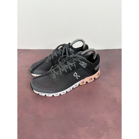 On Running Womens Cloudflow Shoe Size 8 US Gray Black Peach Sneaker Trainer - Picture 4 of 7